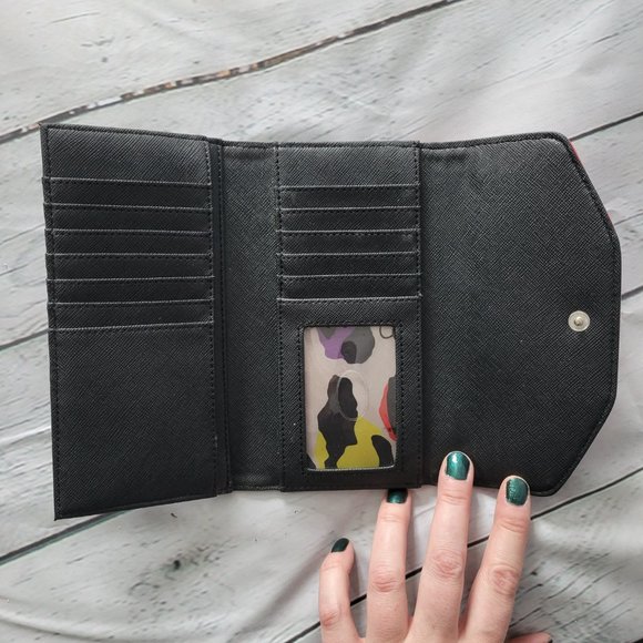 Black, pink and white Guess wallet - Picture 5 of 5